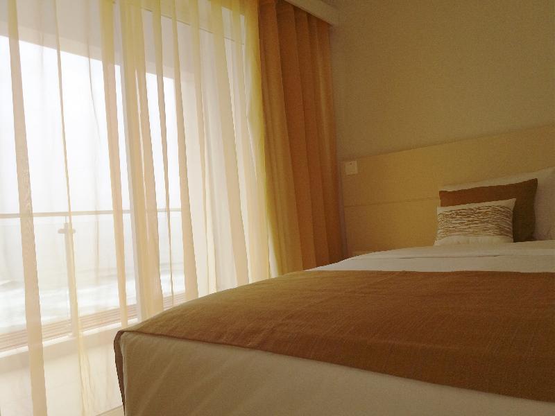 Tiduca Hotel Понта-до-Соль Екстер'єр фото